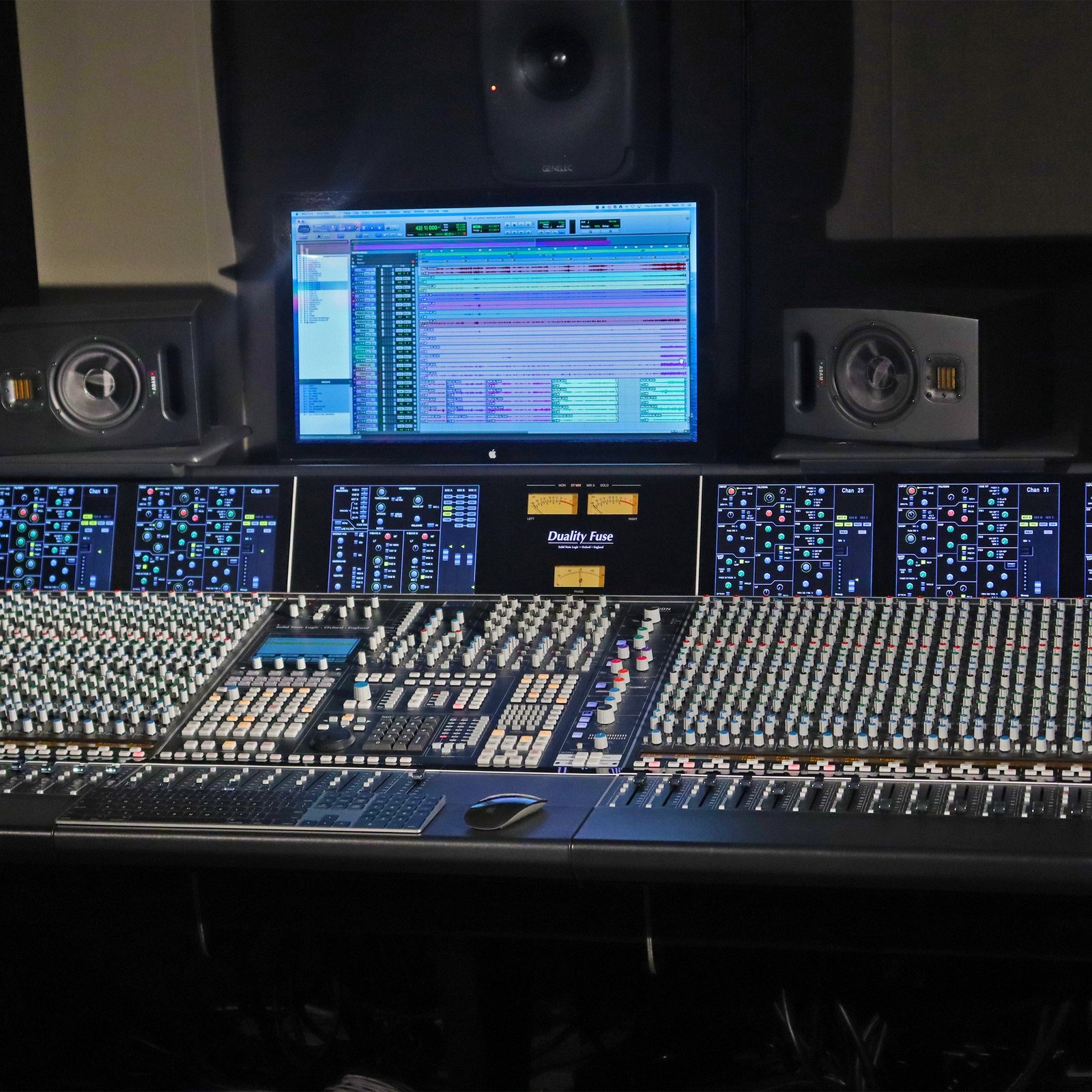 วิทยาลัย Southern Nevada ได้ติดตั้ง Solid State Logic 48-Channel Duality Fuse ที่วิทยาเขตทางตอนเหนือ