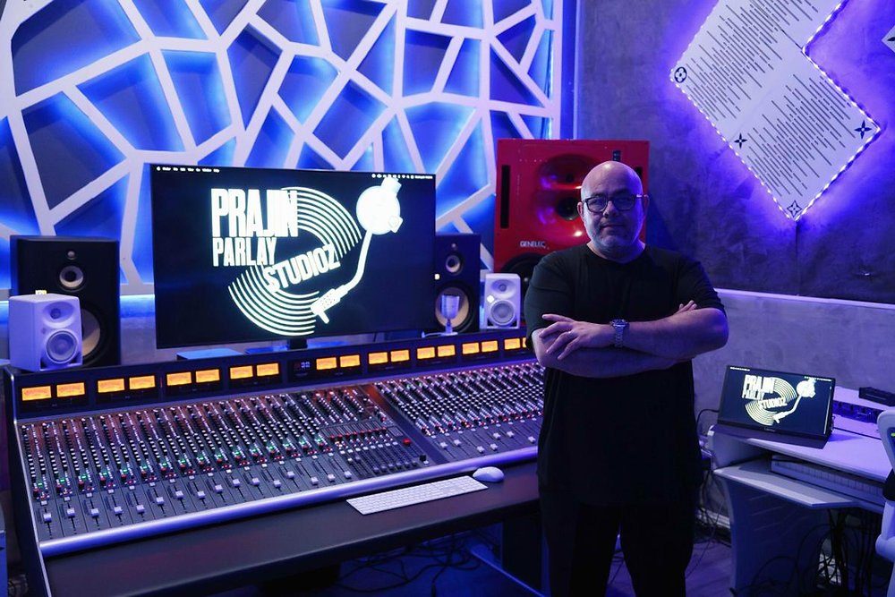 Prajin Parlay Studioz ติดตั้ง Harrison 32Classic Console เครื่องแรกสำหรับห้องบันทึกเสียง