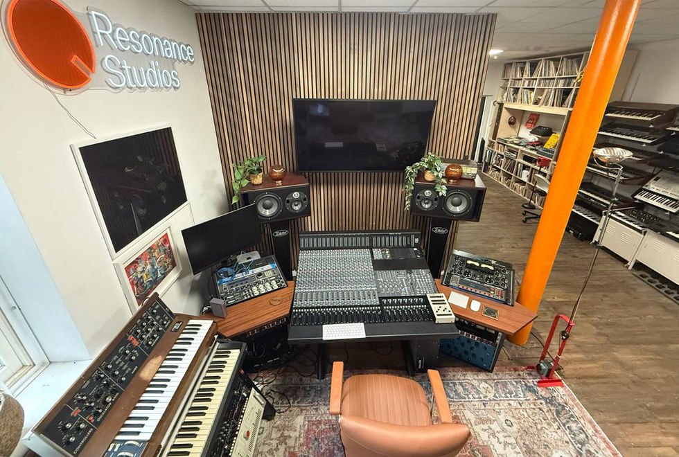 Solid State Logic ORIGIN 16 Channel ที่ Resonance Studios