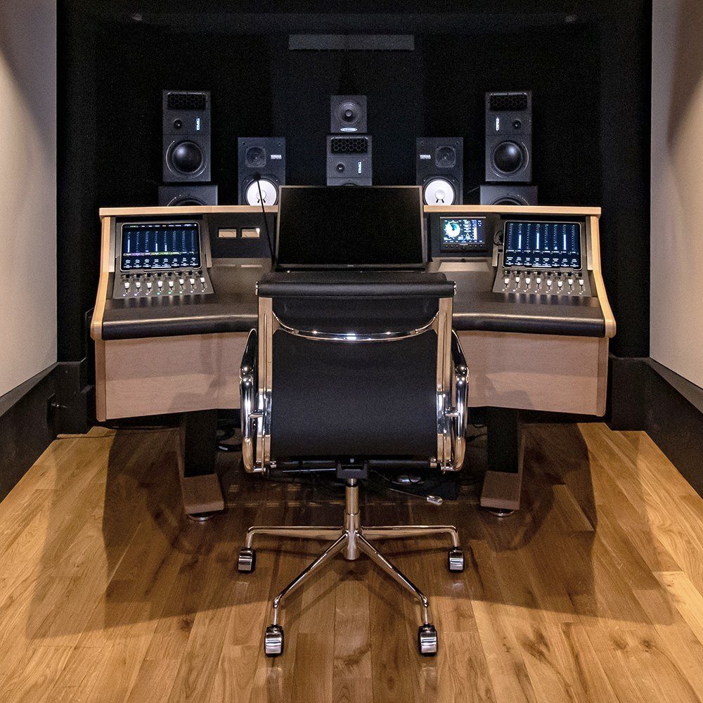 Sodasound ได้เลือกใช้ระบบ Monitor จาก PMC6-XBD