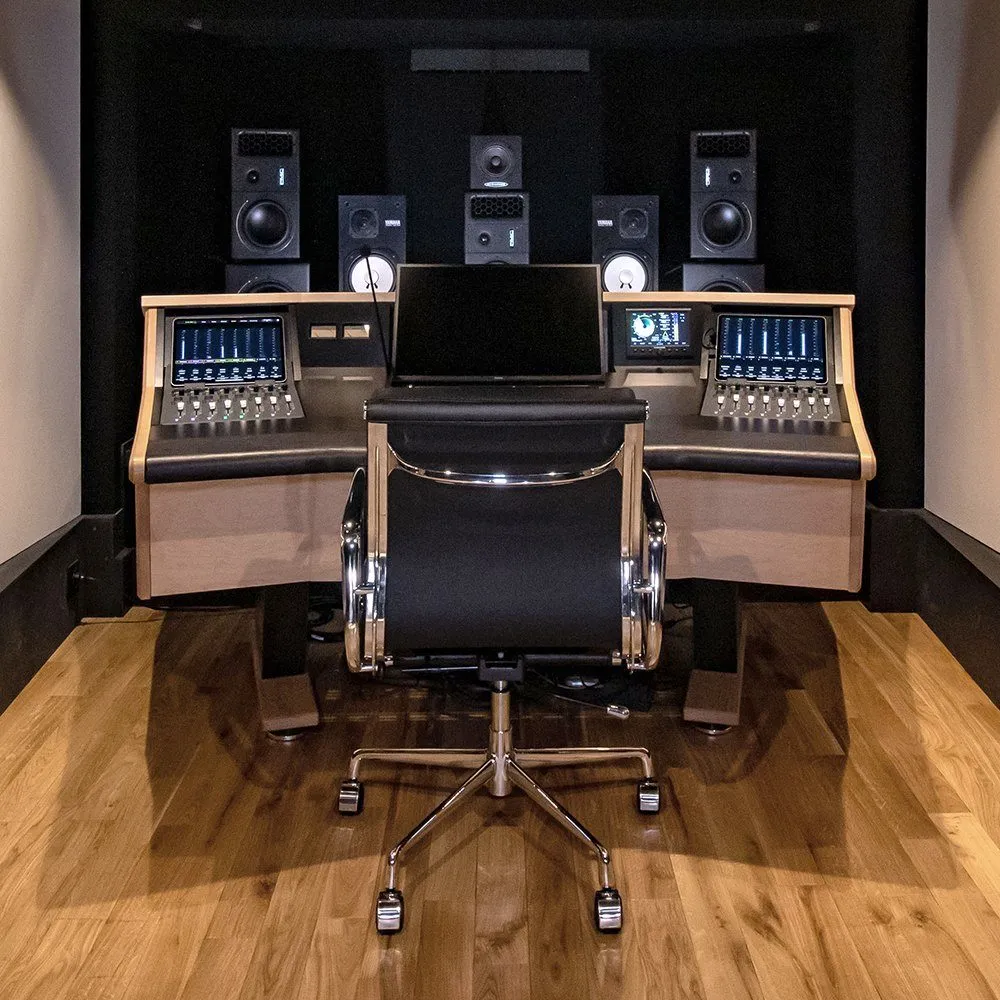 Sodasound ได้เลือกใช้ระบบ Monitor จาก PMC6-XBD