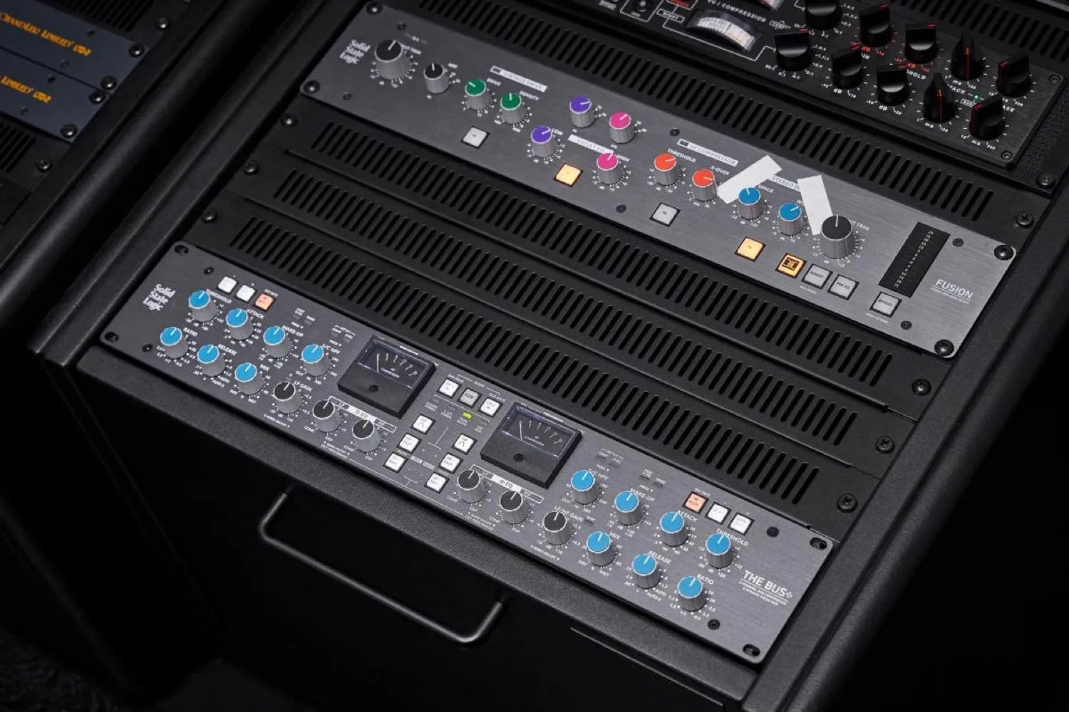 EQ และ THE BUS+ Compressor บน ORACLE