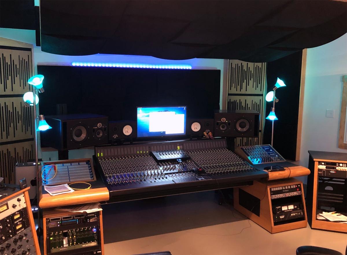 SSL ORIGIN analogue mixing console