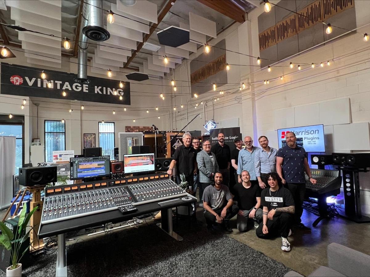 Vintage King ติดตั้ง Harrison Audio 32Classic ที่ Los Angeles-based Showroom