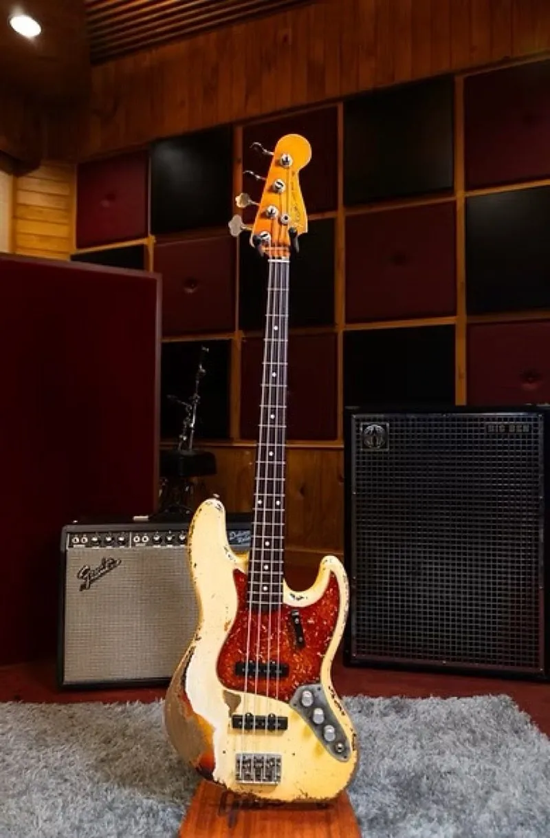 Fender 1962 Jazz Bass Masterbuilt