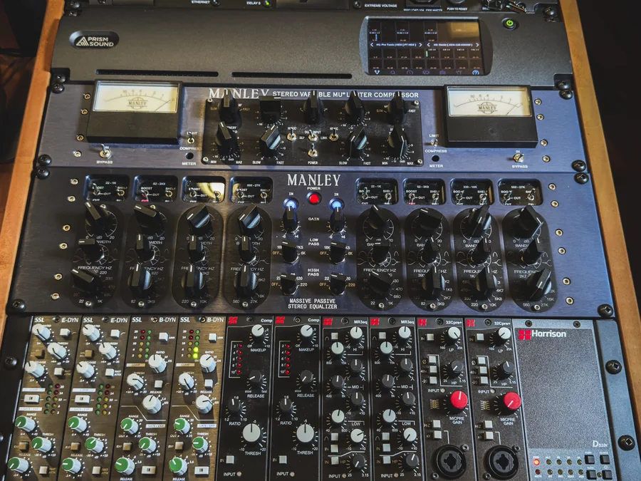 แร็ค Studio A — Manley Massive Passive, Variable Mu และ 500 Series